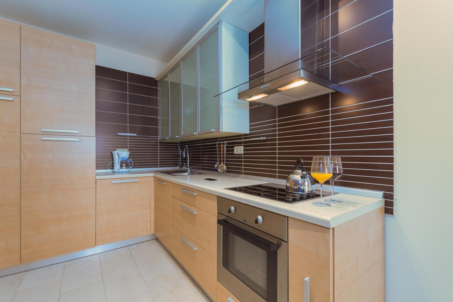 Apartments Grand Novi Vinodolski Resort מראה חיצוני תמונה