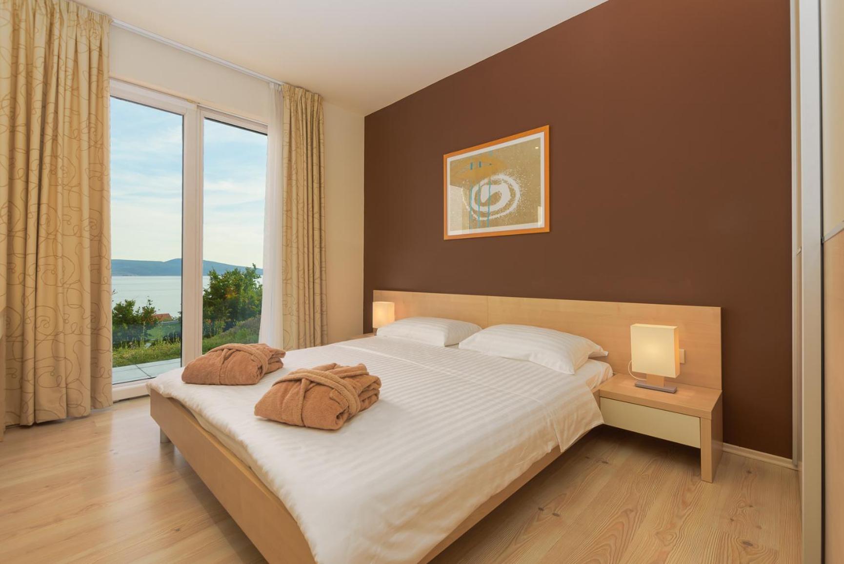 Apartments Grand Novi Vinodolski Resort מראה חיצוני תמונה