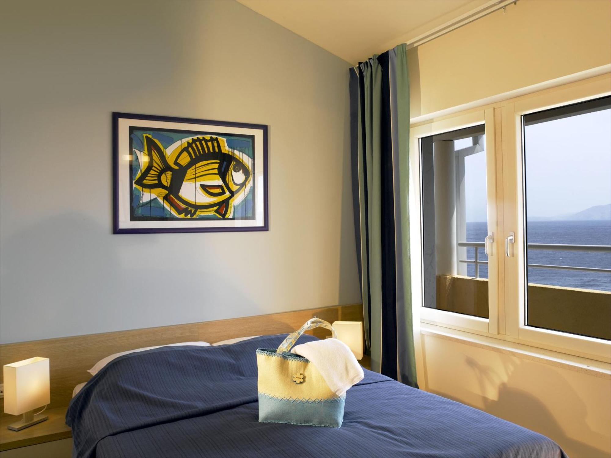Apartments Grand Novi Vinodolski Resort מראה חיצוני תמונה
